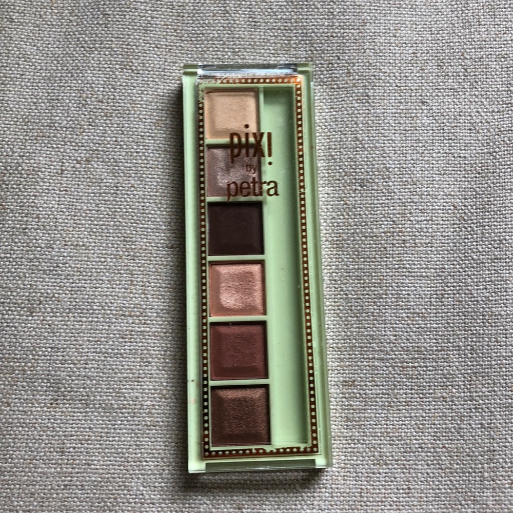 Pixi by Petra Eyeshadow Palette